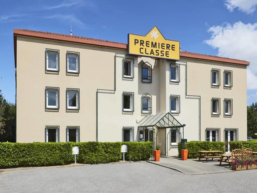 Hotel F1 Lyon Genay Massieux Exteriör bild